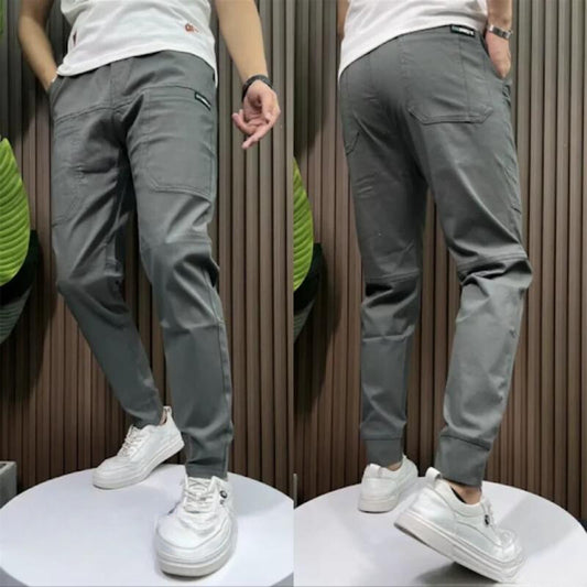 Pantaloni cargo comodi con grande capacità di stivaggio