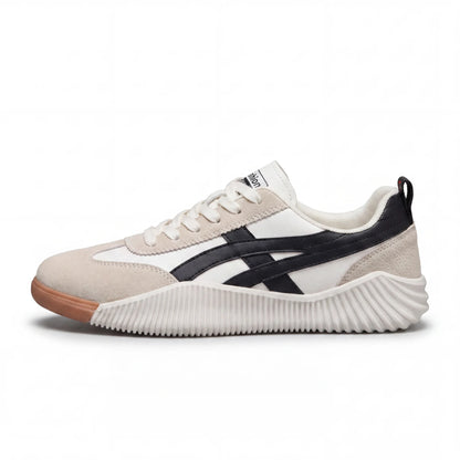 整形外科用スニーカー：あなたの足のための快適さとスタイル 